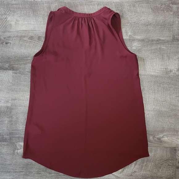 J.Crew 365 Maroon Semi Sheer Hi-Low‎ Tank Top Size XXS (Fits Larger) - Picture 3 of 3